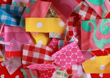 Nu trebuie să aruncați resturile de țesături: iată ce puteți face din ele pentru casa dvs.